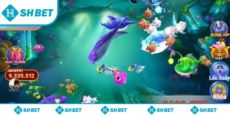 Áp dụng kỹ thuật thông minh, kết hợp phản xạ và quan sát chính xác